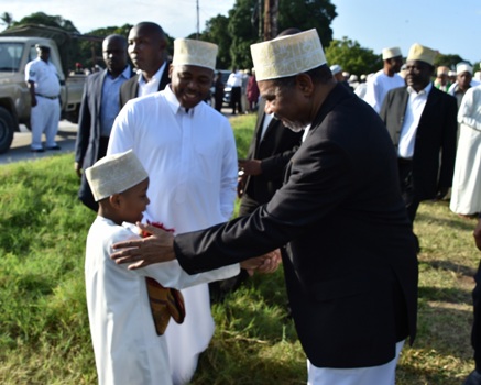Rais wa Zanzibar na Mwenyekiti wa Baraza la Mapinduzi Alhaj Dk.Ali Mohamed Shein,
